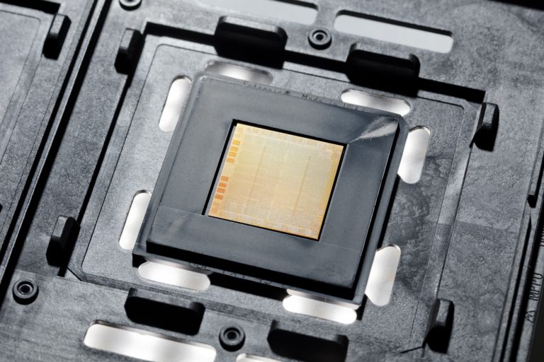 IBM shows off next-gen processor