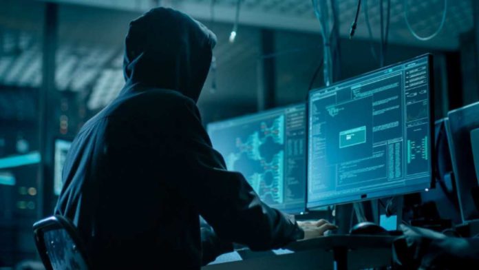 Self-spreading stealer is distributed on YouTube via cheats and cracks ads