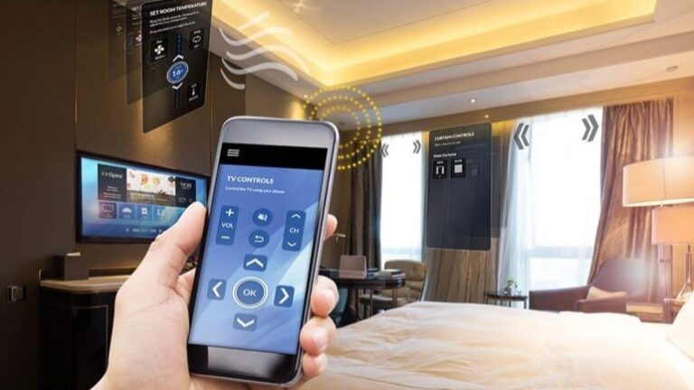 Evolving hotel experience: Blending human touch with tech